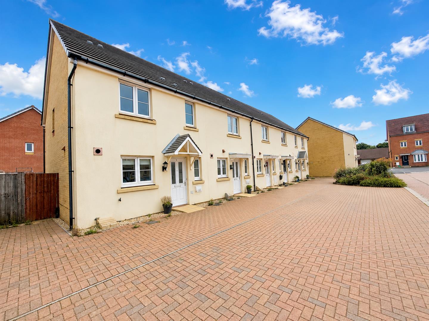 Elm Tree Road, Penllergaer, Swansea, SA4 9FH